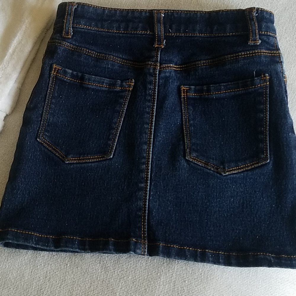 5-Piecee  4T-5T Jeans/Terry cloth bundle - Picture 11 of 16